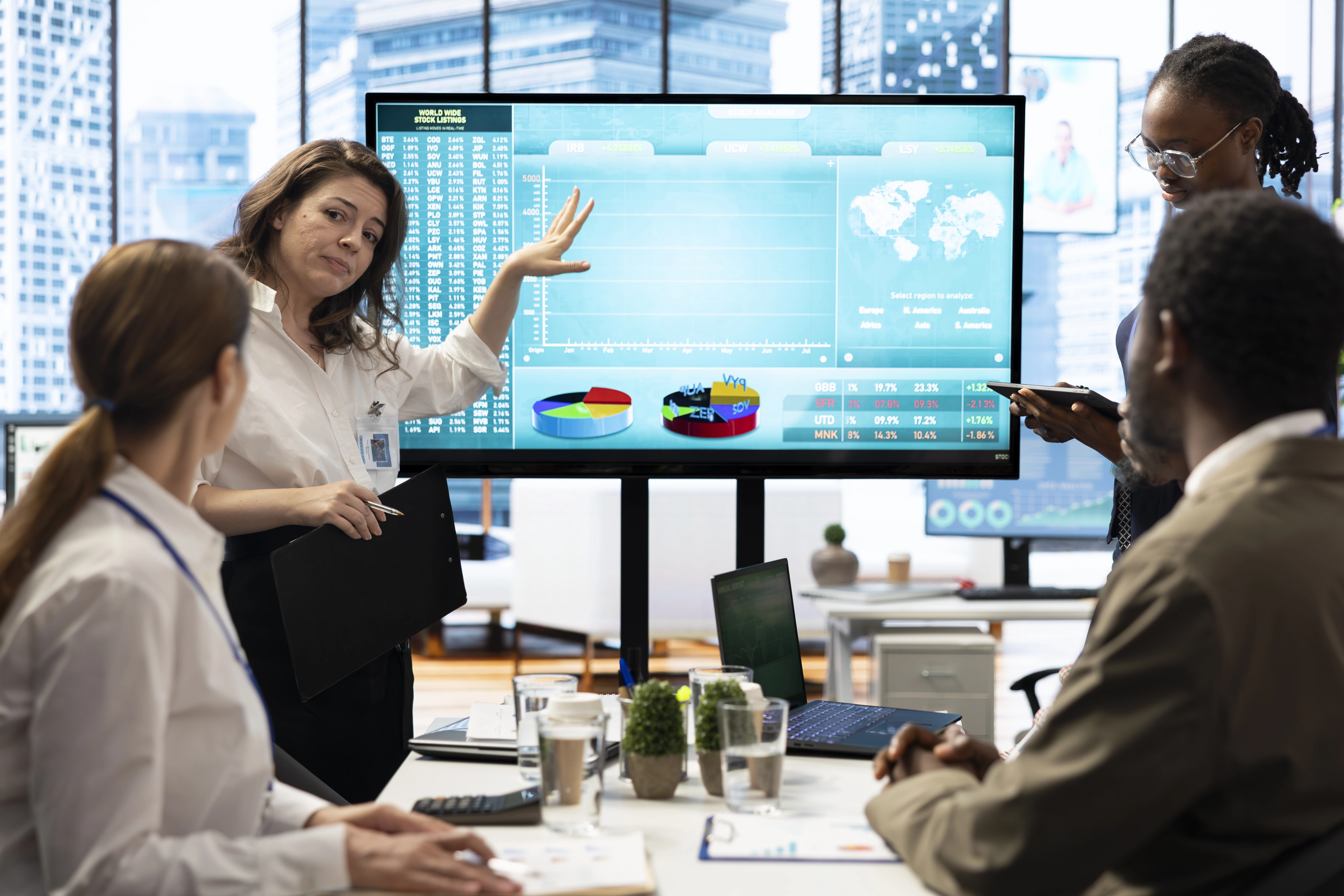 Top Best Presentation Design Agencies in USA 2026 cover image